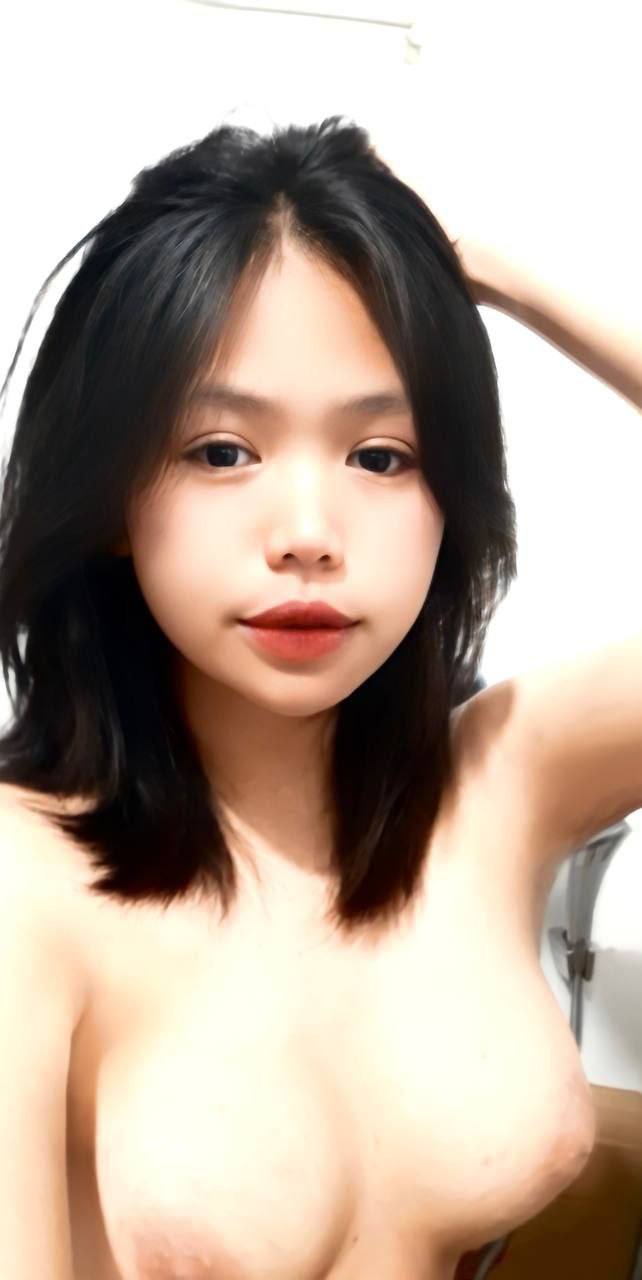 2022.6.9, [Chị đào hông], thân thể này nhất định phải cho điểm tuyệt đối, âm hộ hồng nhuận mềm mại, bộ ngực lớn thẳng đứng